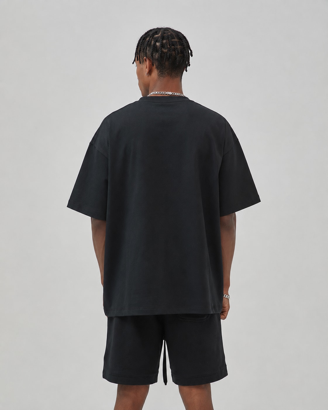 Oversized, Boxy and Regular Fit: What Actually Changes