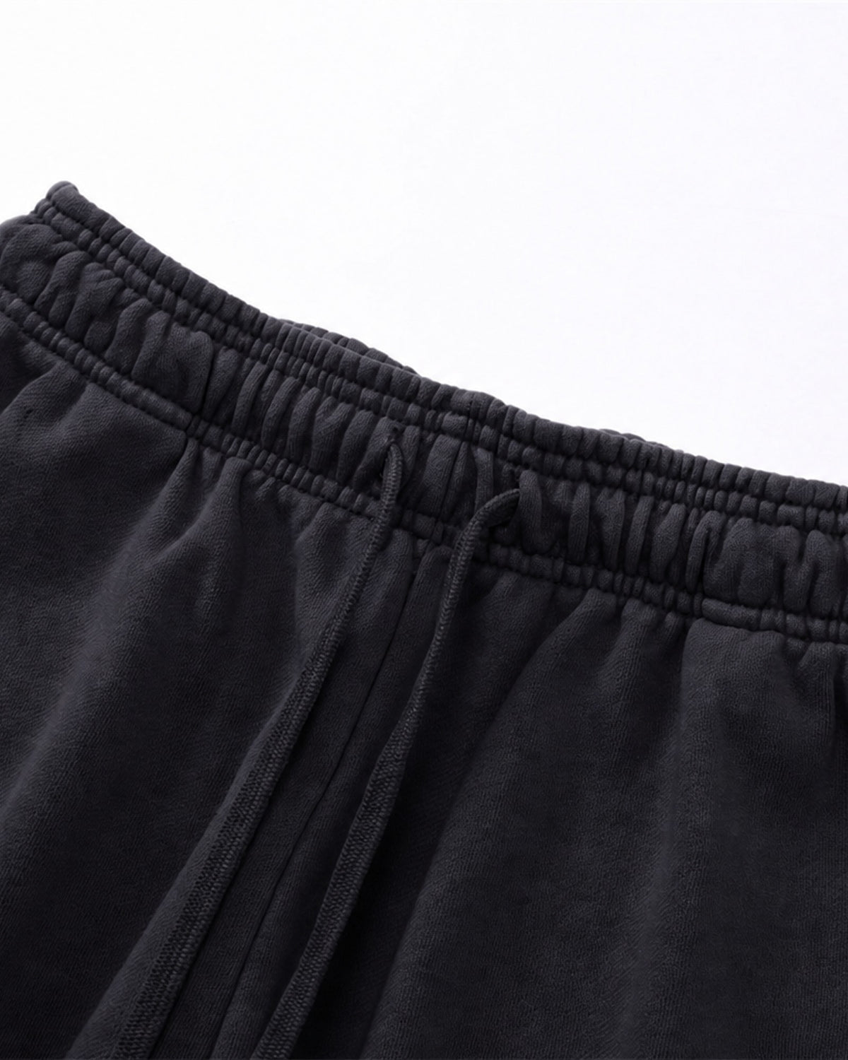 Essential Relaxed Short - Black